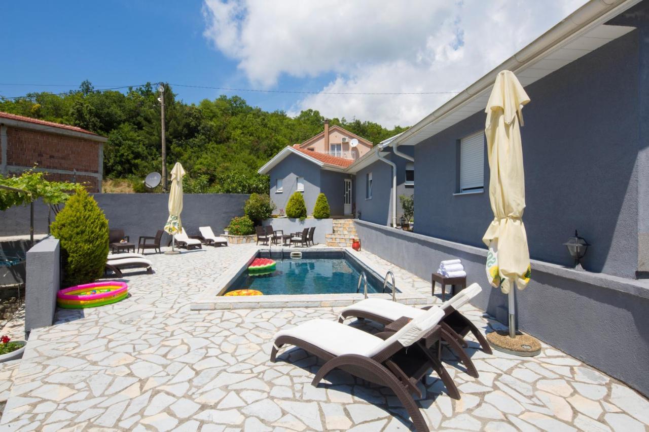 Studios Merdovic Budva Buitenkant foto