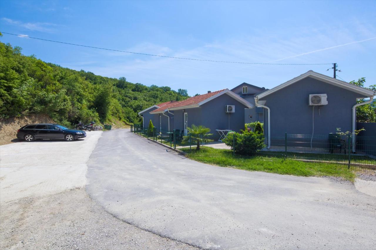 Studios Merdovic Budva Buitenkant foto