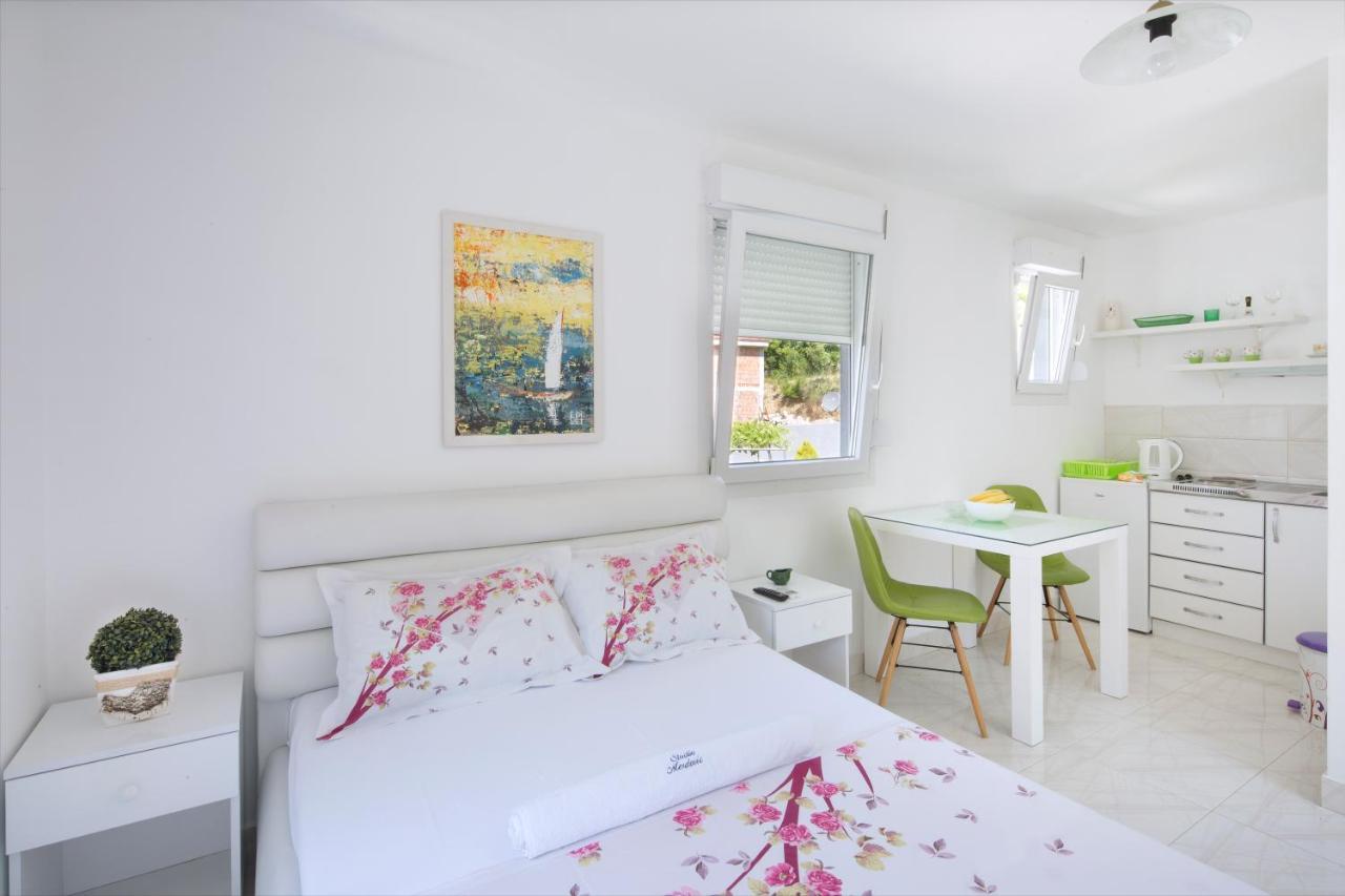 Studios Merdovic Budva Buitenkant foto