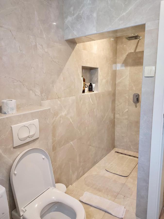 Studios Merdovic Budva Buitenkant foto