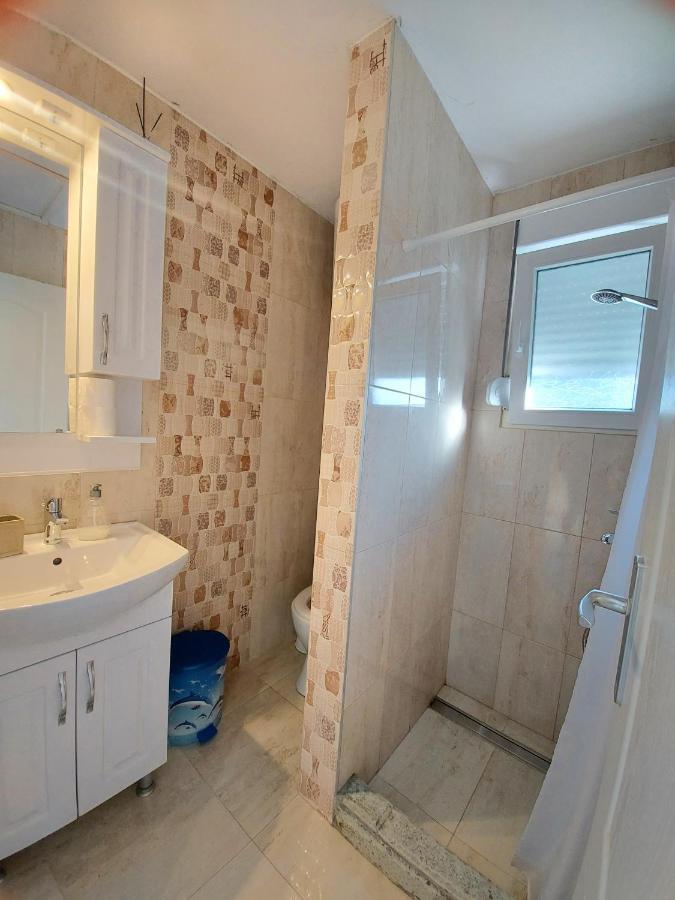 Studios Merdovic Budva Buitenkant foto