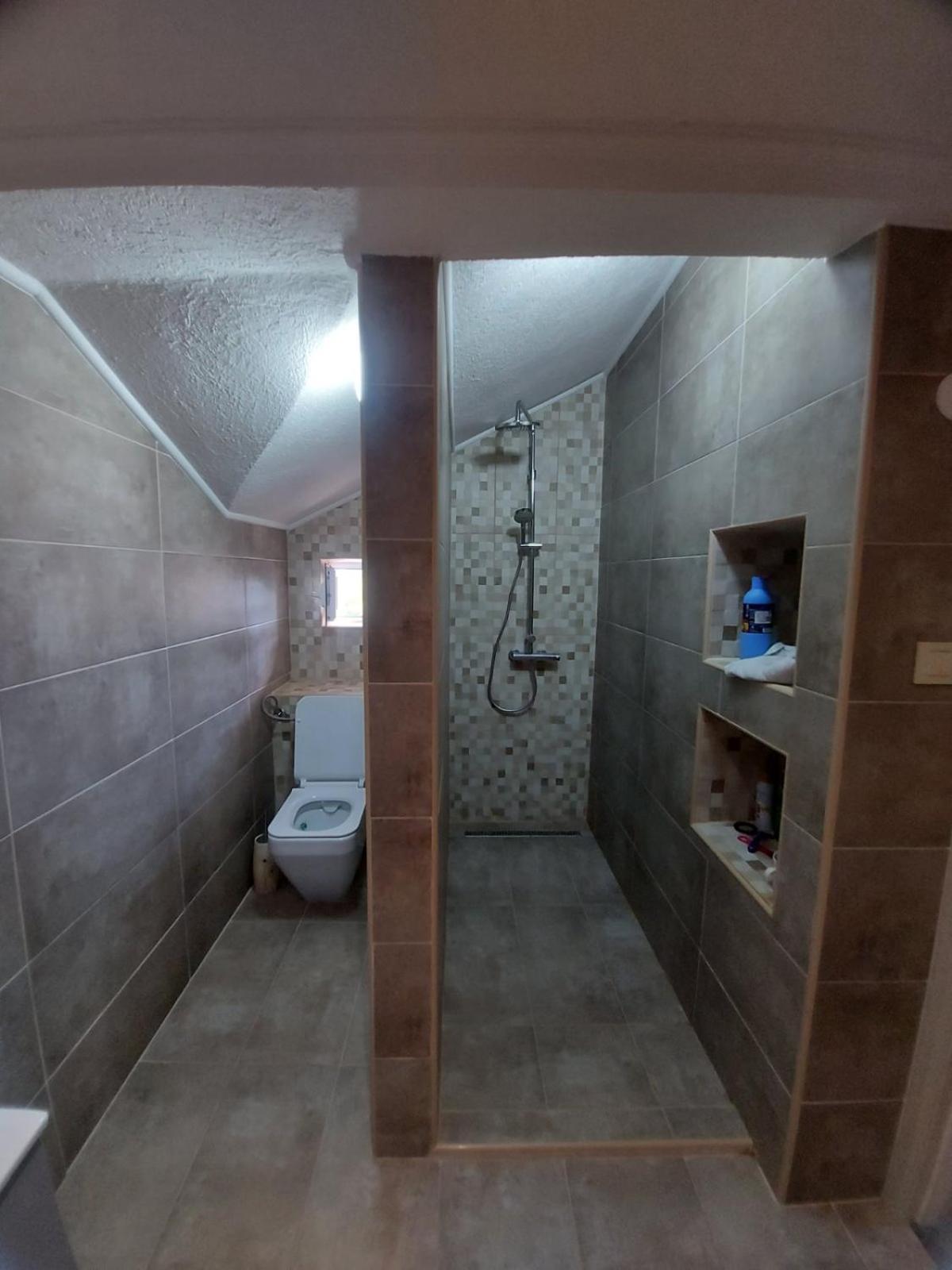 Studios Merdovic Budva Kamer foto