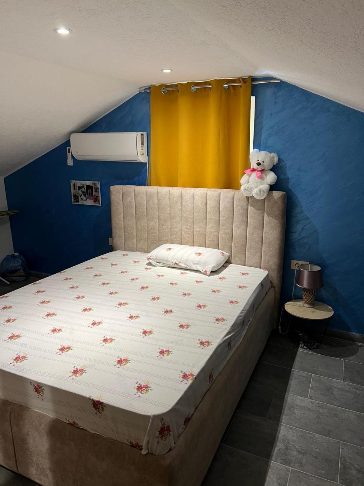 Studios Merdovic Budva Kamer foto